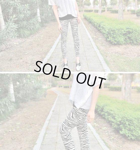 画像3: 即納　インパクト抜群の柄ゼブラ柄プリントデザイン　ストレッチレギンス   (3)