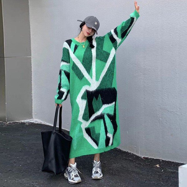 画像8: 目立ち度MAX！オシャレな派手柄デザイン　ニット生地ロングワンピース【MARVELOUS　QUEEN】（納期2週間前後） (8)