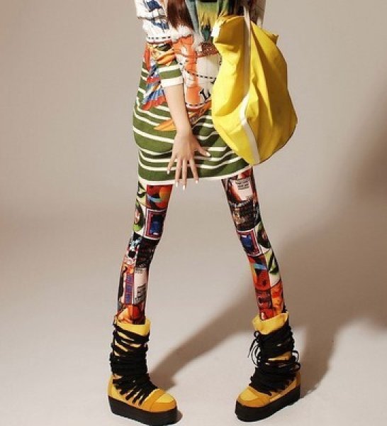 画像2: カジュアル・ダンサー必見！派手可愛プリントデザイン　ストレッチレギンス【MARVELOUS　QUEEN】 (2)