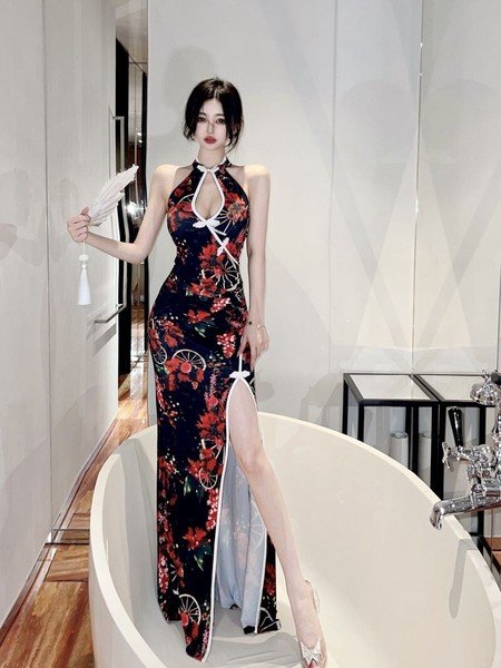 画像7: エレガントなベロア生地デザイン　フロントバックル　ミニドレス（納期2週間前後）【MARVELOUS　QUEEN】 (7)