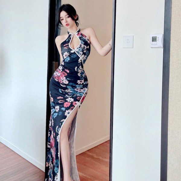 画像6: エレガントなベロア生地デザイン　フロントバックル　ミニドレス（納期2週間前後）【MARVELOUS　QUEEN】 (6)