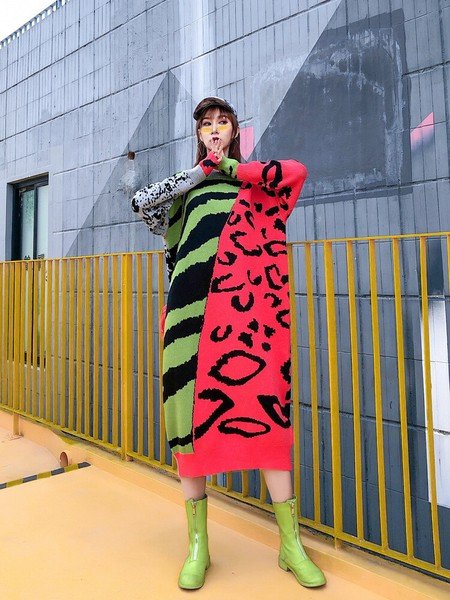 画像4: 目立ち度MAX！個性派ファッション　オシャレなスイカ柄デザイン　ワンピース【MARVELOUS　QUEEN】 (4)