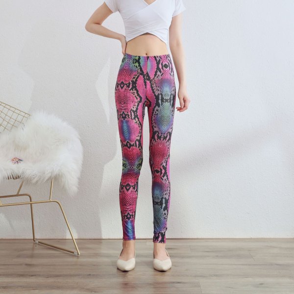 画像4: カジュアル・ダンサー必見！蛇柄プリント　ストレッチレギンス　ヘビ柄【MARVELOUS　QUEEN】 (4)