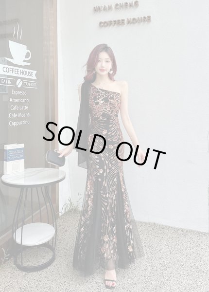 画像10: セクシーなワンショルダーデザイン　スパンコール装飾デザイン　ロングドレス　キャバドレス (10)