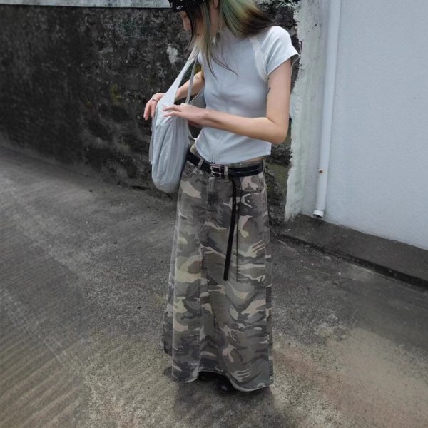 画像5: 目立ち度MAX！オシャレなデニム生地デザイン　迷彩柄ロングスカート【MARVELOUS　QUEEN】(納期2週間前後） (5)