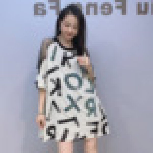 画像2: 個性派ファッション！オシャレな派手柄デザイン　半袖肩レースデザイントップス　Tシャツ【MARVELOUS　QUEEN】 (2)