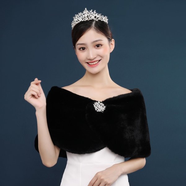 画像1: キャバクラ、ナイトワーク、パーティー、ステージ衣装、発表会 フォーマルに　ファーボレロ　羽織 (1)