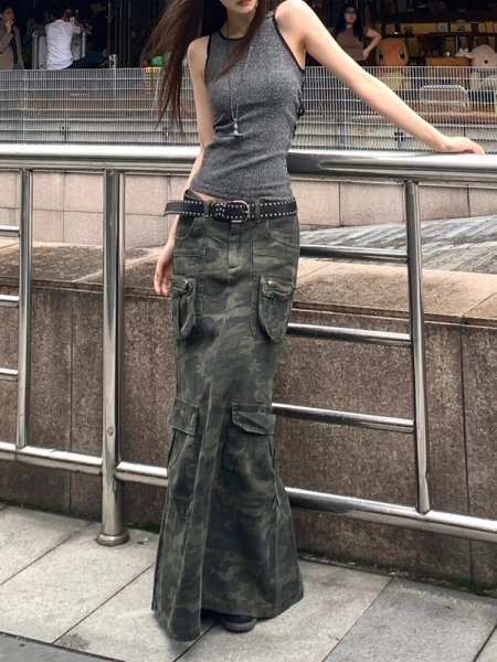 画像1: 目立ち度MAX！オシャレなデニム生地デザイン　大きなサイズ　迷彩柄ロングスカート【MARVELOUS　QUEEN】(納期2週間前後） (1)