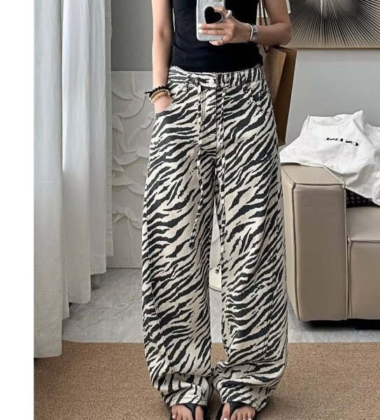 画像2: 個性派必見！カジュアル ストリート系　ゼブラ柄デニムパンツ/パンツ/ボトム【MARVELOUS　QUEEN】 (2)