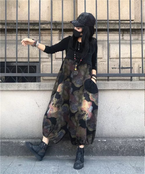 画像2: 目立ち度MAX！個性派ファッション デニム生地　オールインワン　サロペット　ワンピース【MARVELOUS　QUEEN】(納期2週間前後） (2)